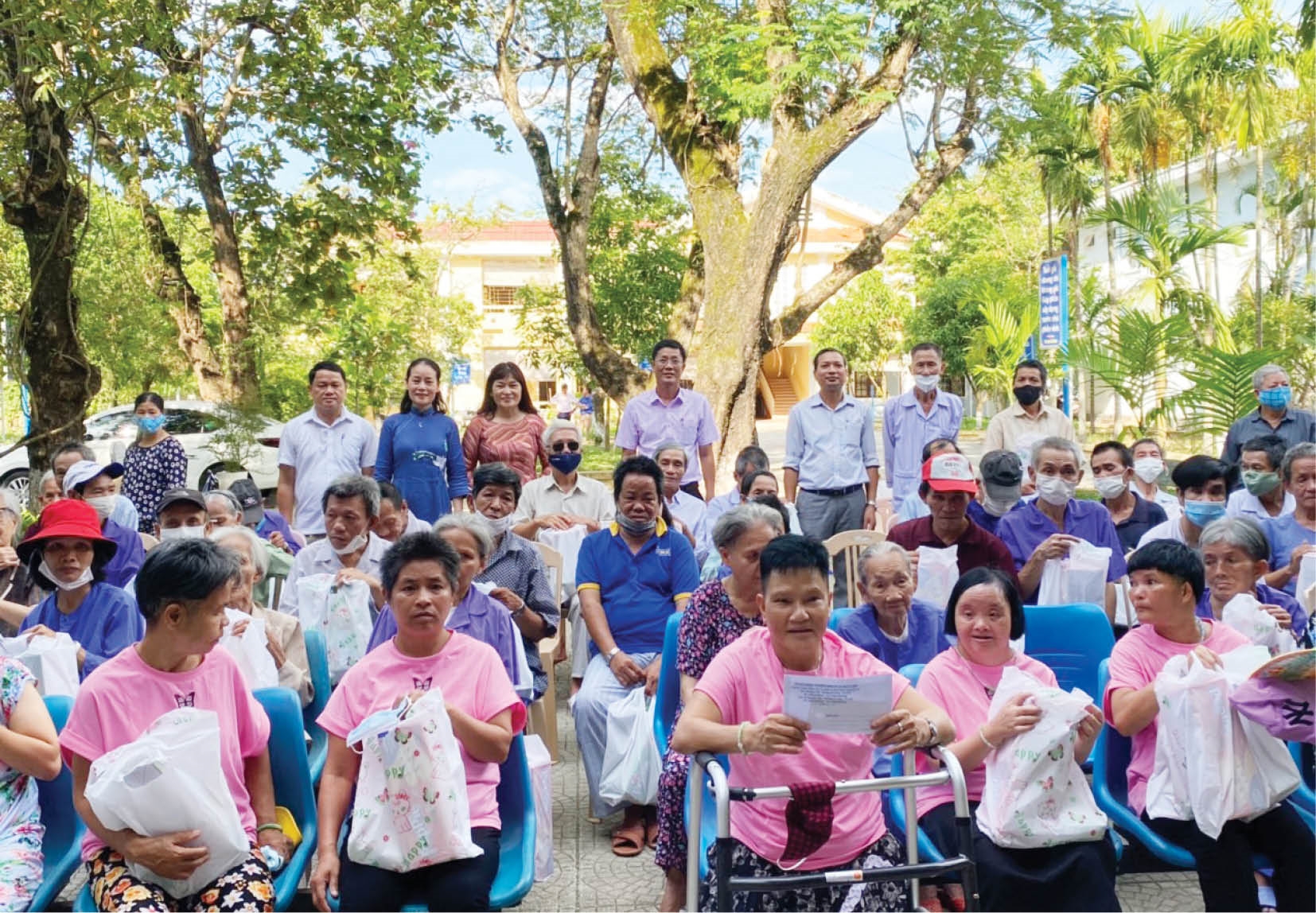 Trung tâm bảo trợ công tác xã hội triển khai dịch vụ bảo vệ khẩn cấp cho người yếu thế